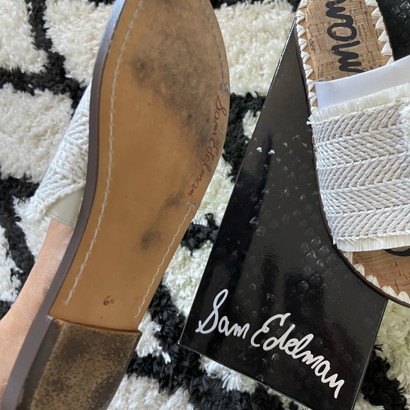 Sandals - Picture 3 of 3